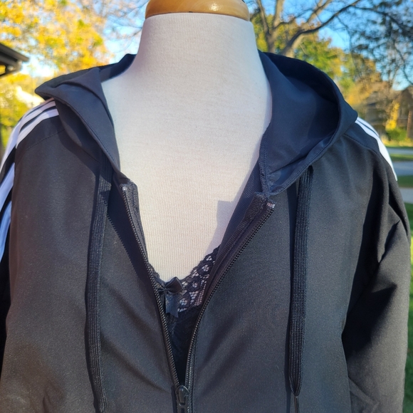 NWOT Adidas Long Sleeved Nylon Windbreaker Jacket - 2X - Picture 4 of 10